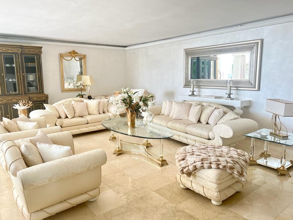 50e1b0a1-7a9b-4dd9-9bbb-566cd1a06cbf