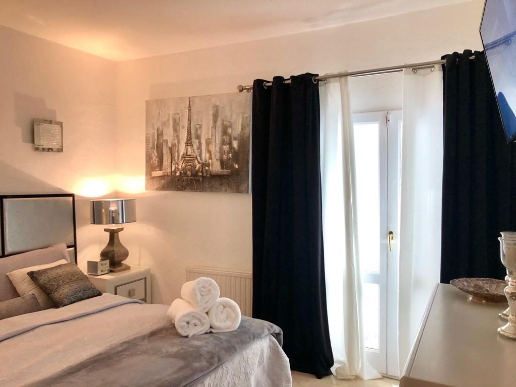 be96250a-5795-491f-a1ed-ddf0a69c886d