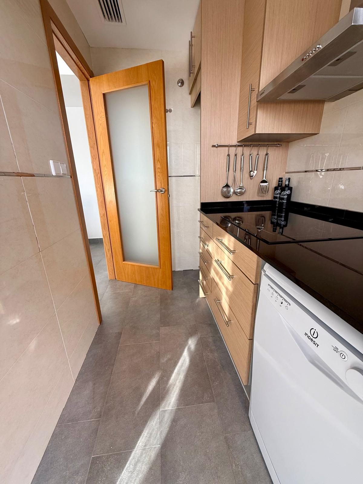 Apartamento de 2 dormitorios con terraza y vistas panorámicas