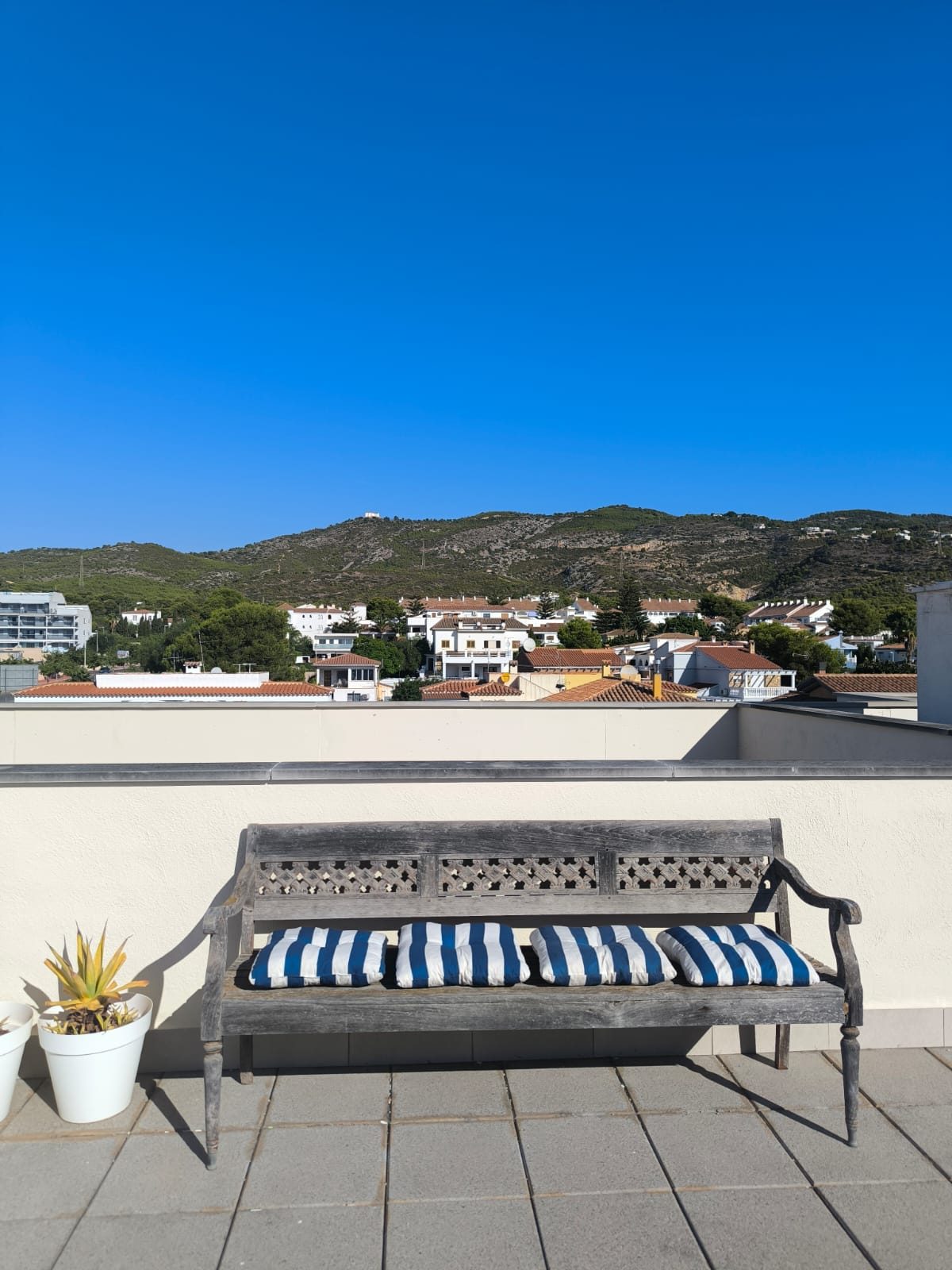 Apartamento de 2 dormitorios con terraza y vistas panorámicas