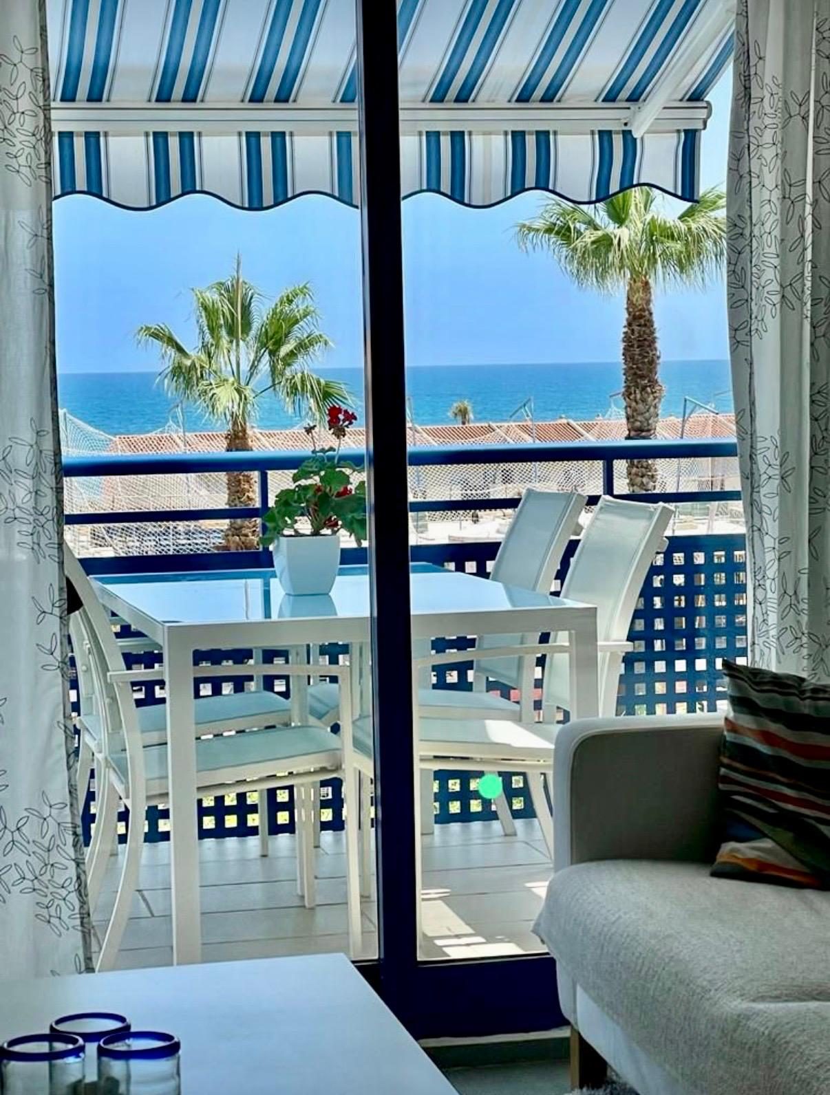 Apartamento de 2 dormitorios con terraza y vistas panorámicas