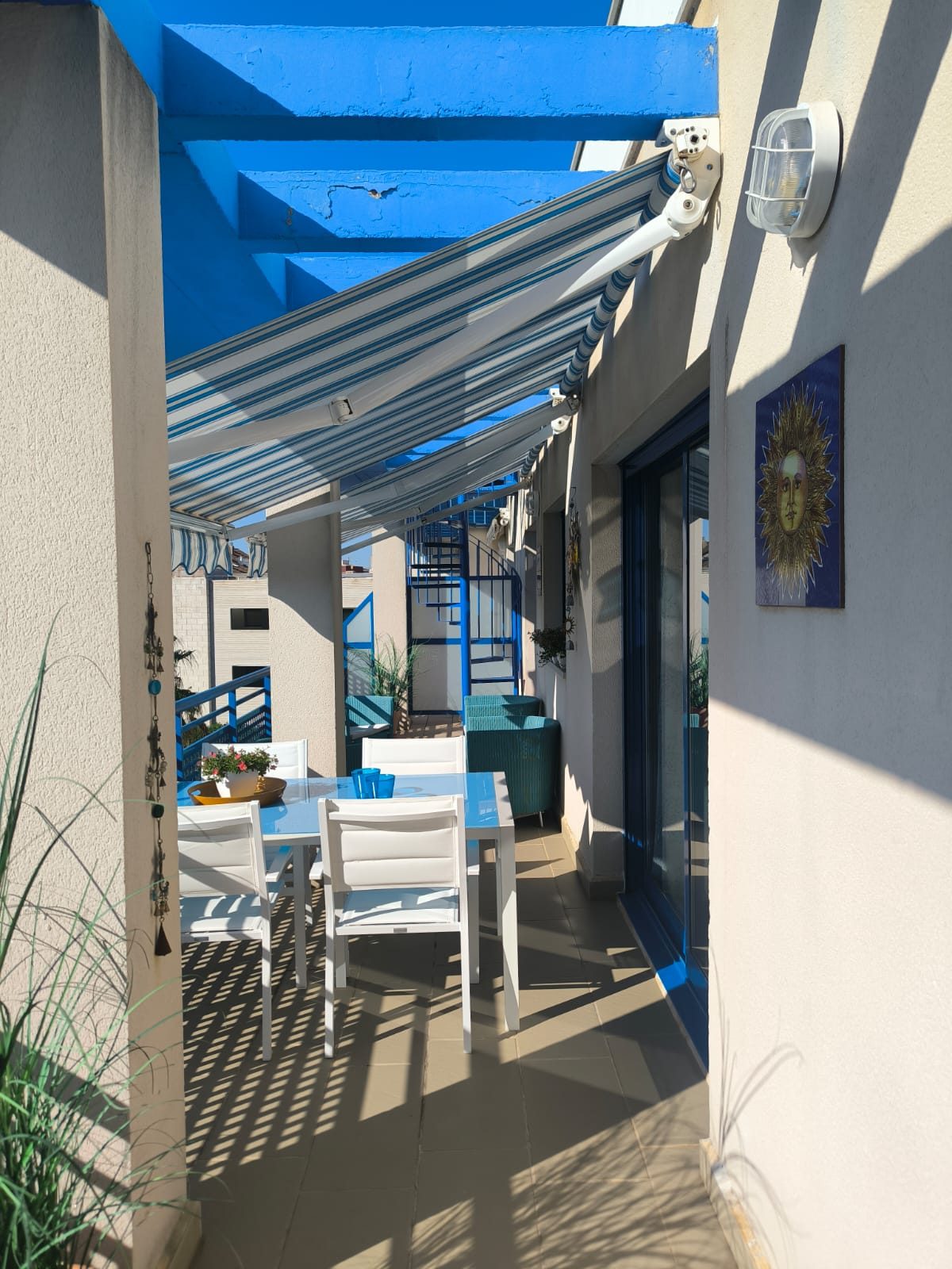 Apartamento de 2 dormitorios con terraza y vistas panorámicas