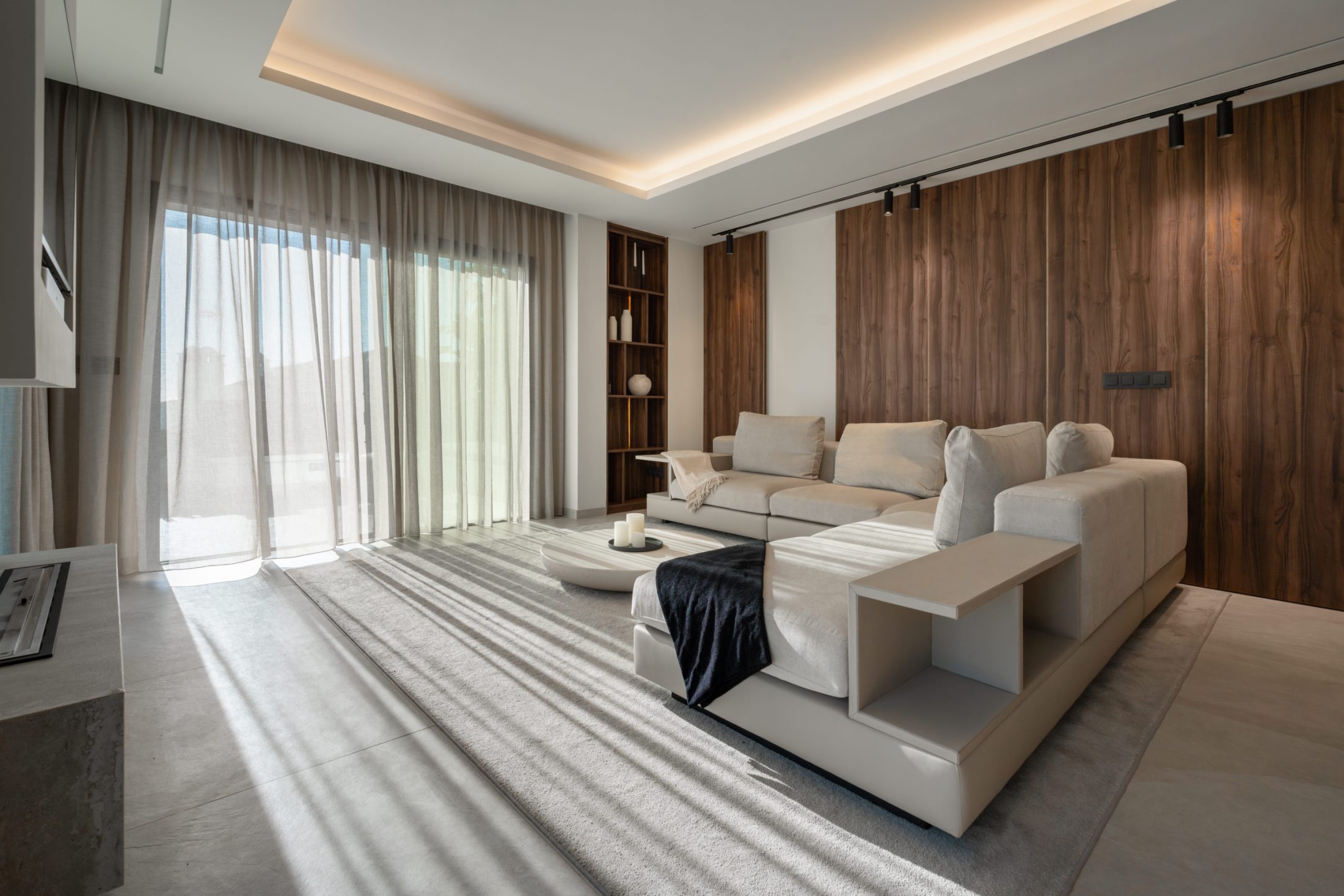 DSC09026-Enhanced-NR