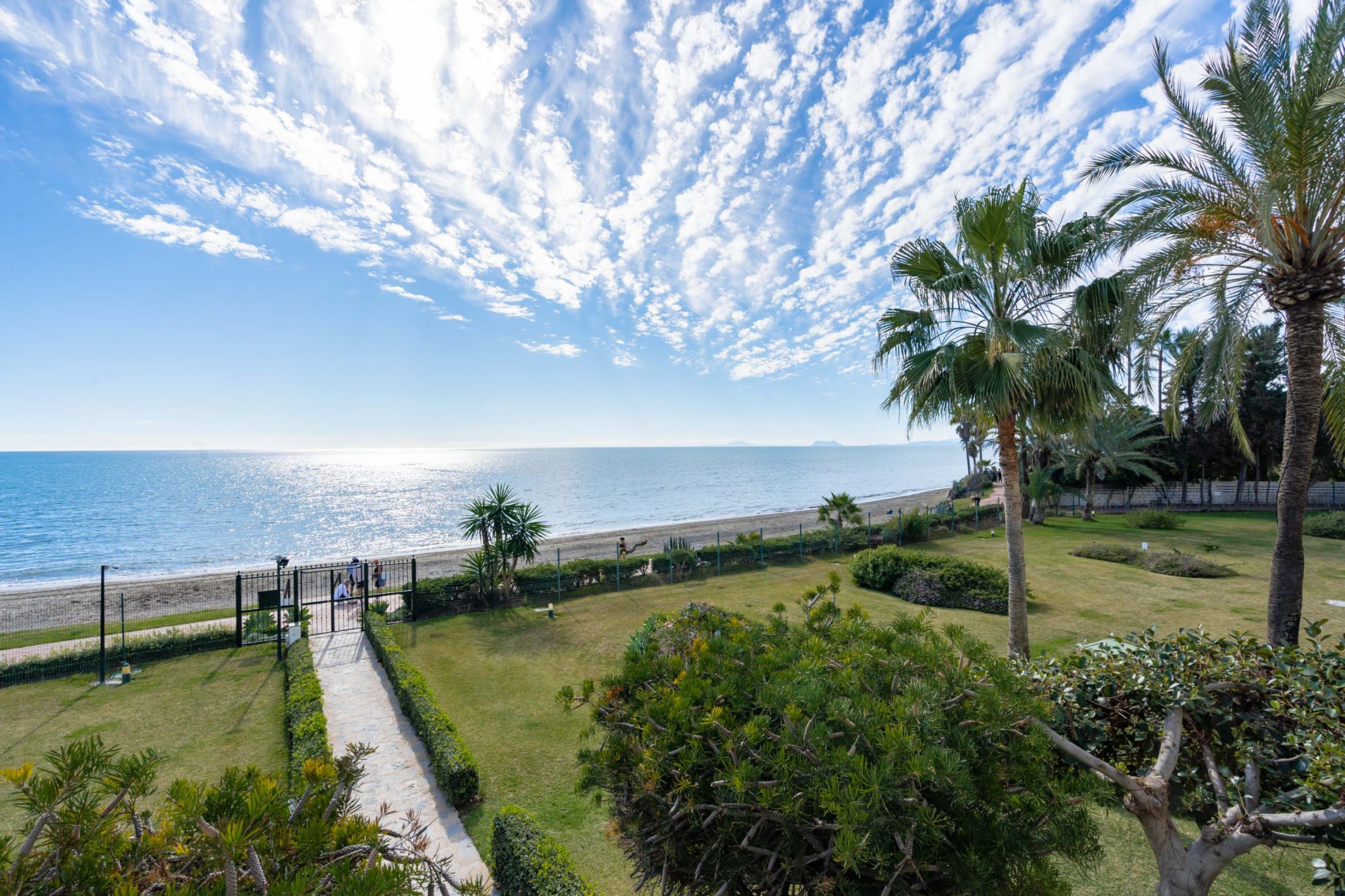 Hacienda Beach 16