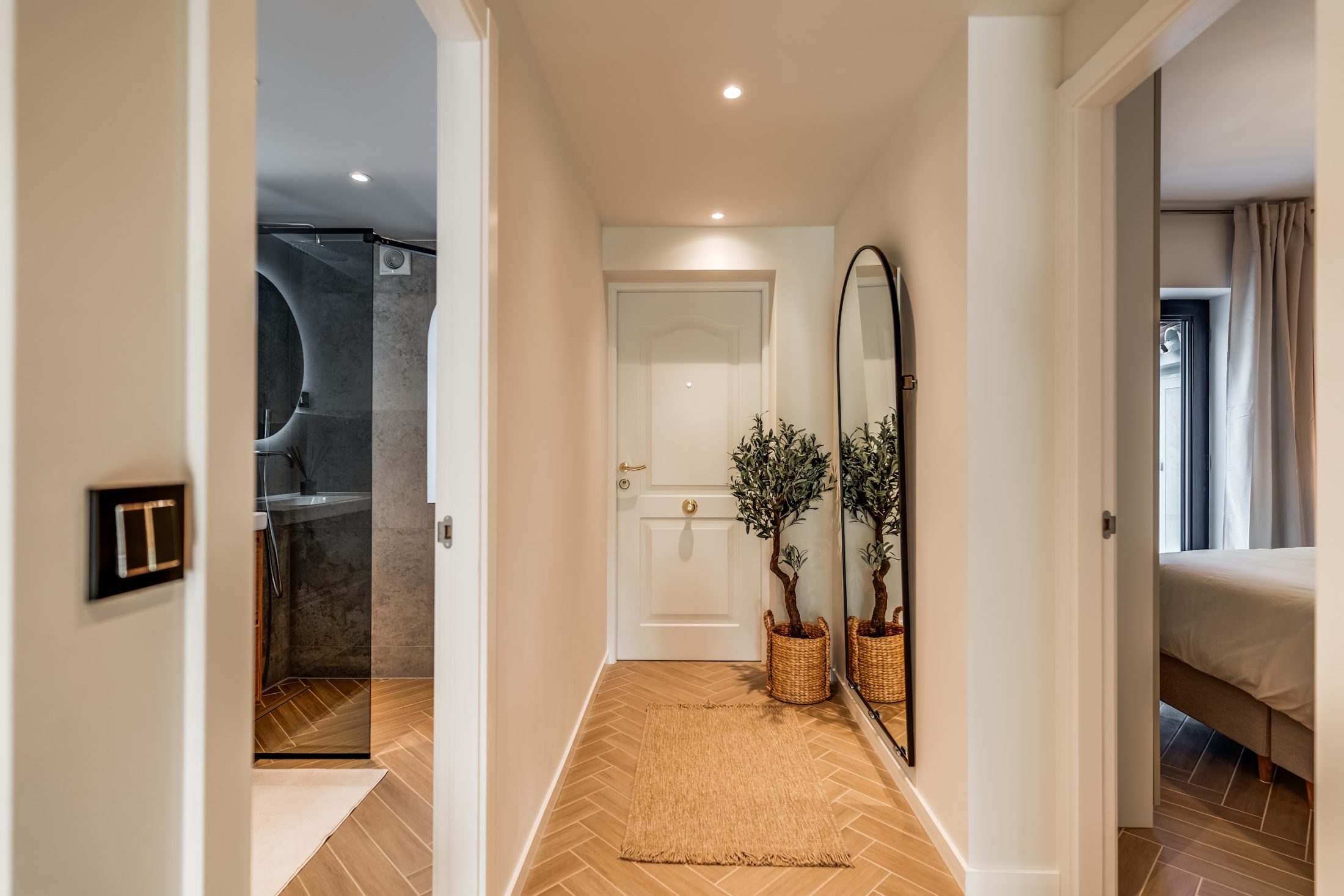 74b98832-889e-4aee-84d7-36b82077f29f