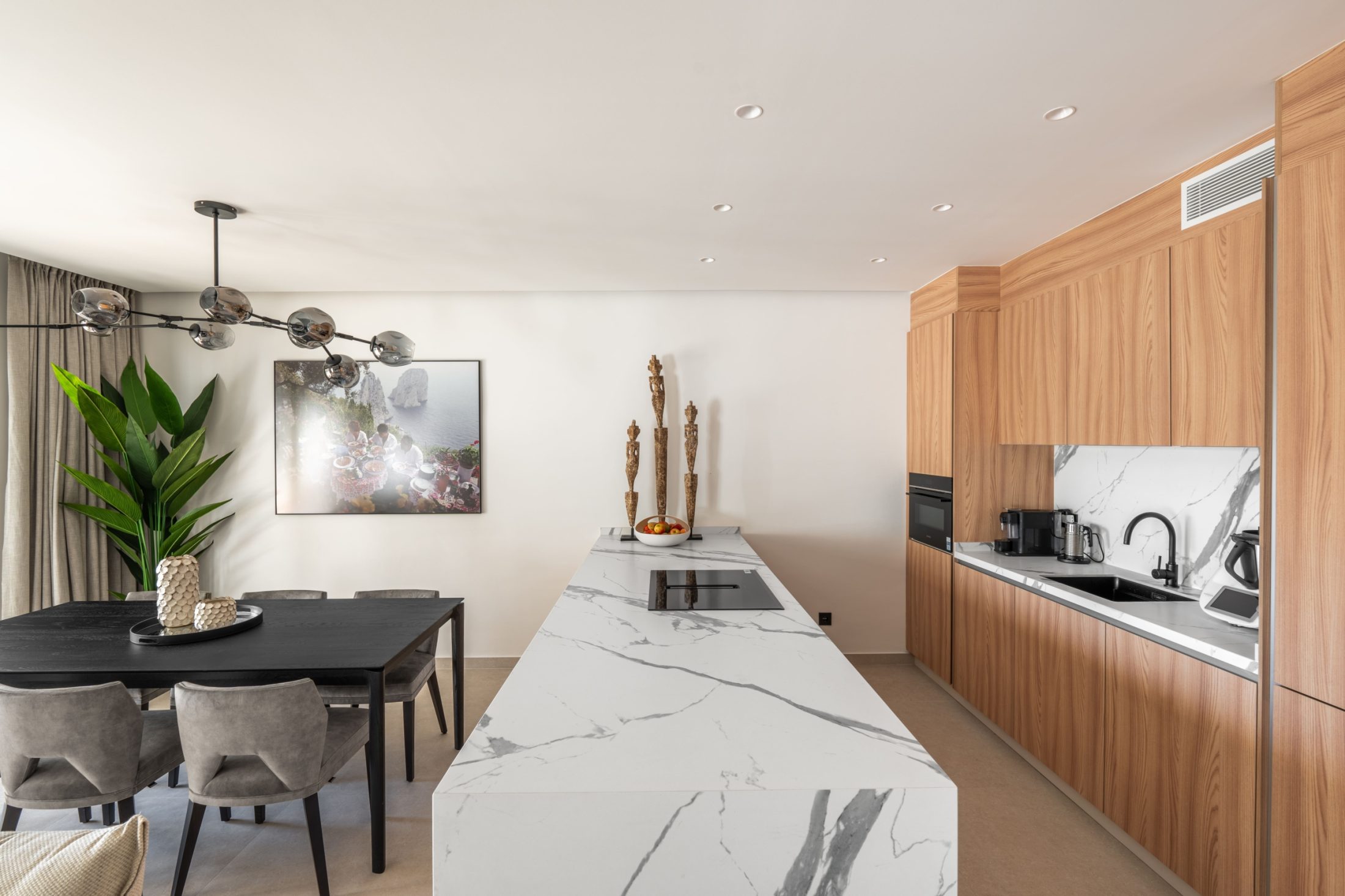 Casa Aaron - The Agency-2