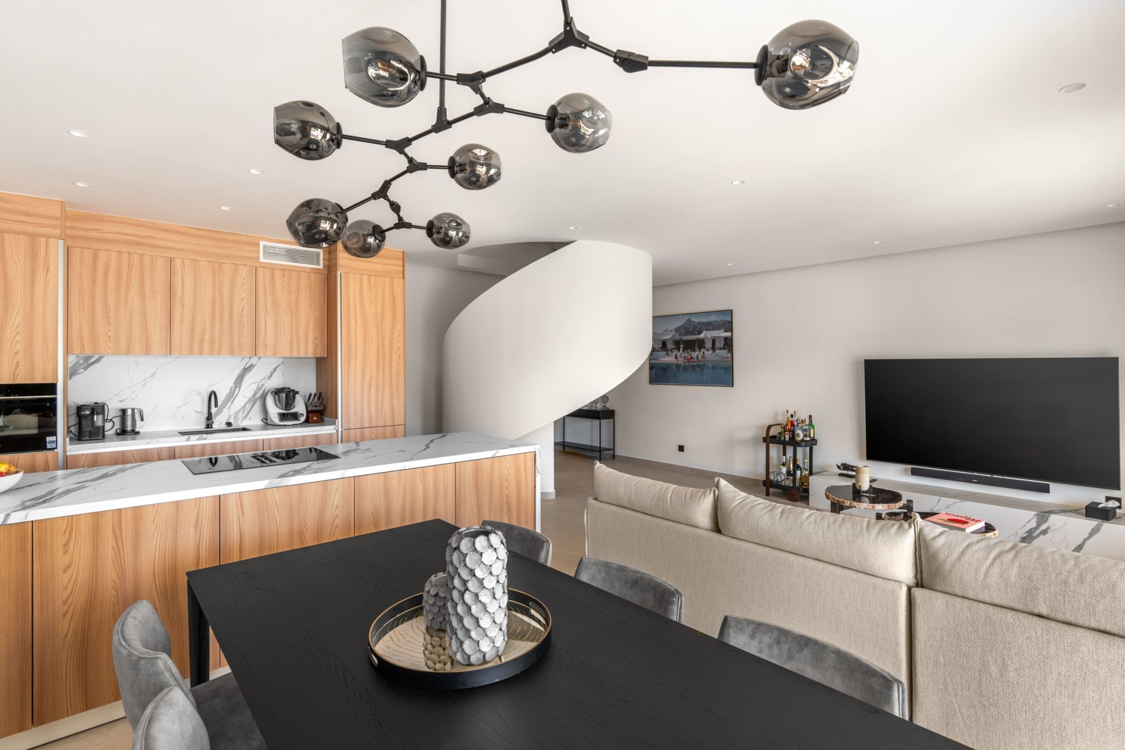 Casa Aaron - The Agency-3