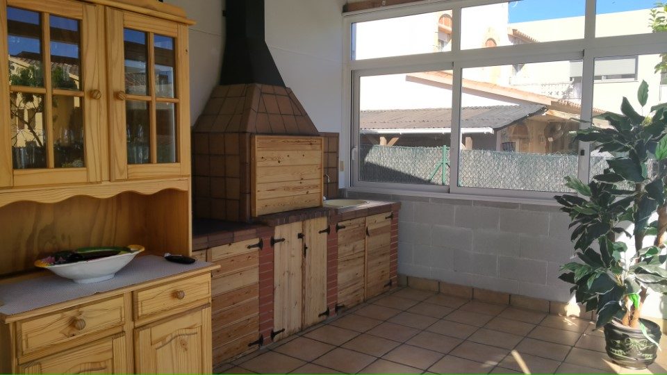 37f73aee-f674-4017-b343-8ea7873b28f0