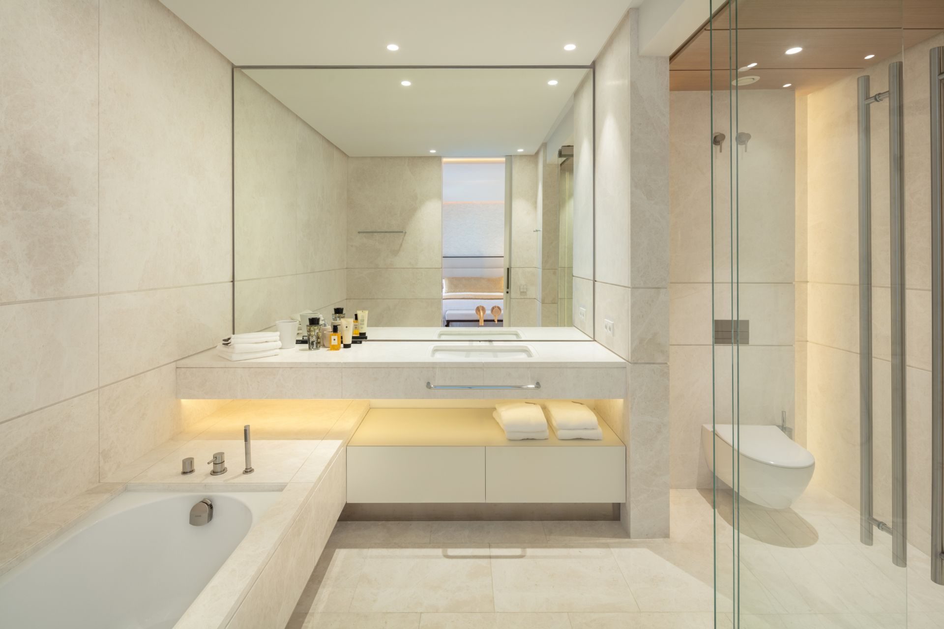 40e1f294-53f6-4158-8467-16a7714fdd4b