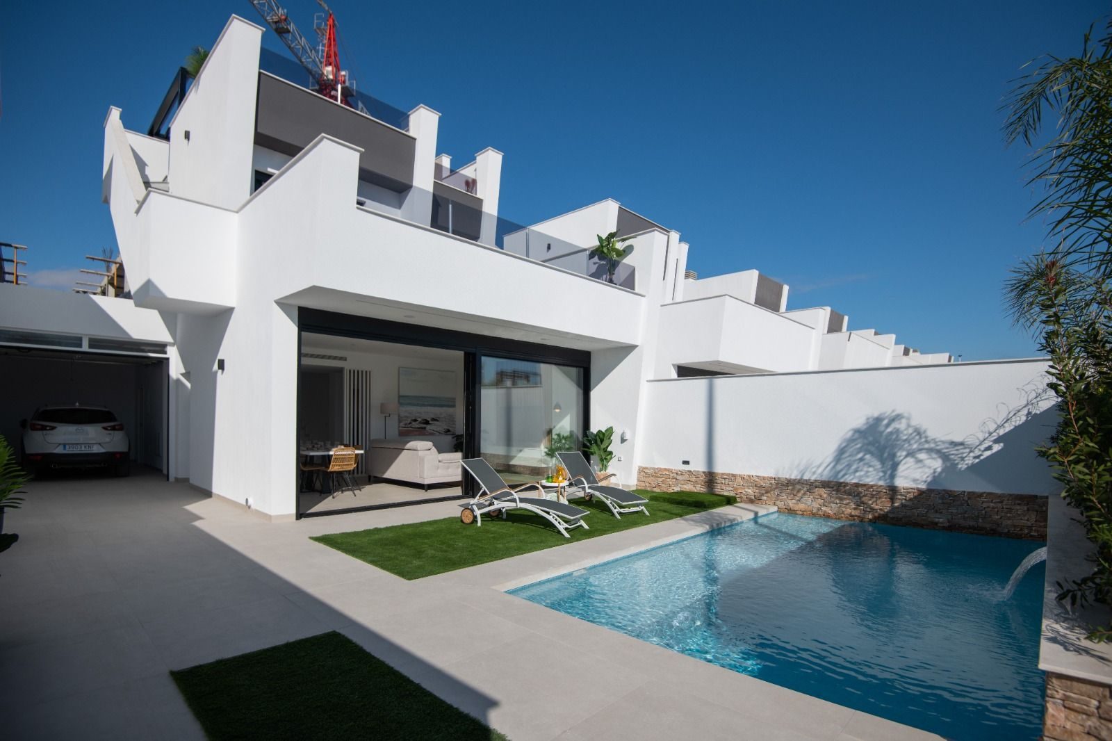 Moderne villa's met privé-zwembad, solarium en garage in Santiago de la Ribera aan de Mar Menor in Murcia